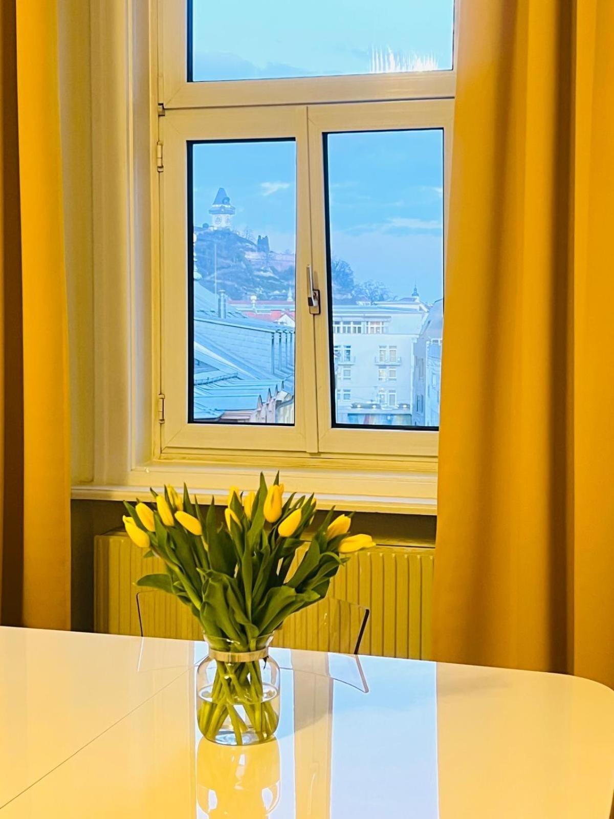 Apstay City Center Deluxe ǀ Free Parking ǀ Self Check-In Грац Екстер'єр фото
